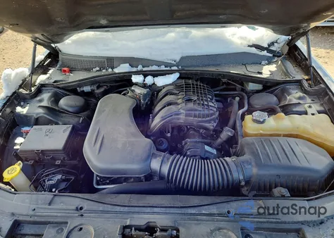 2016 Chrysler 300C z USA, uszkodzony, nr VIN 2C3CCAKGXGH235682